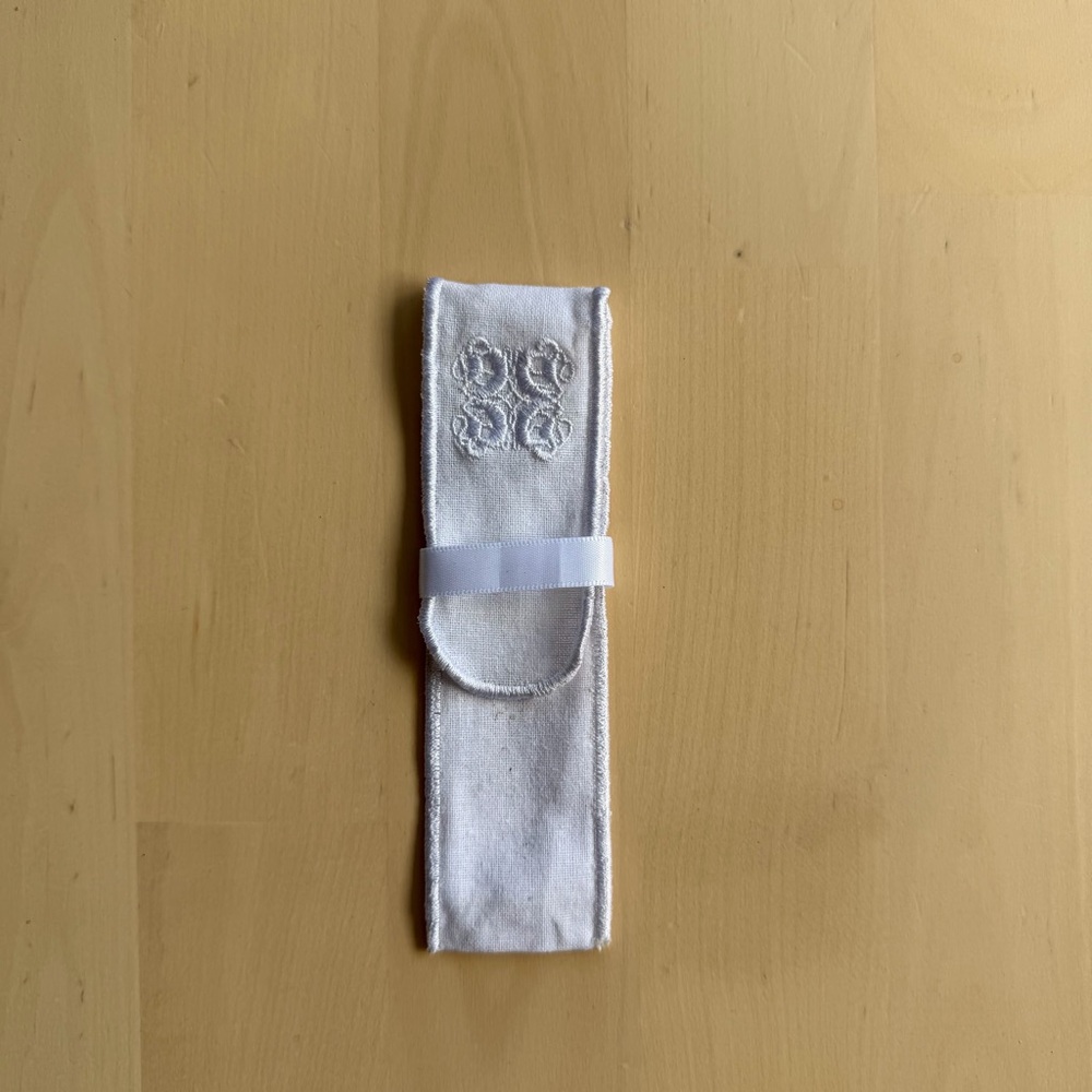 glossier perfume cover